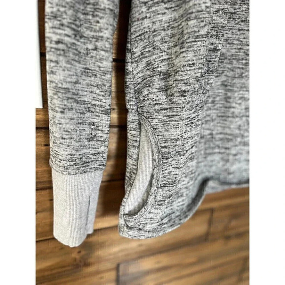 Athleta womans pullover Sweater size Small color Gray - Picture 3 of 7